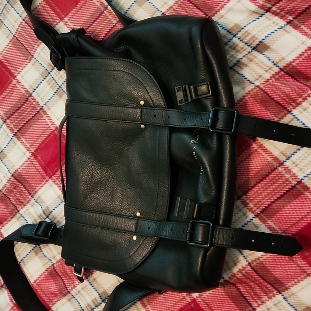 Timbuk2 jet set leather book bag convertible backpack